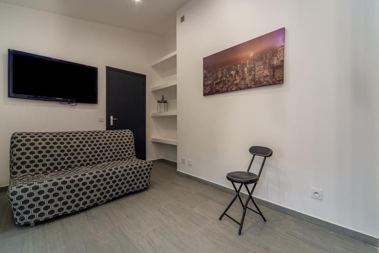 La Serenade - Appartements Confort Avec Terrasse Montreuil  Exterior photo